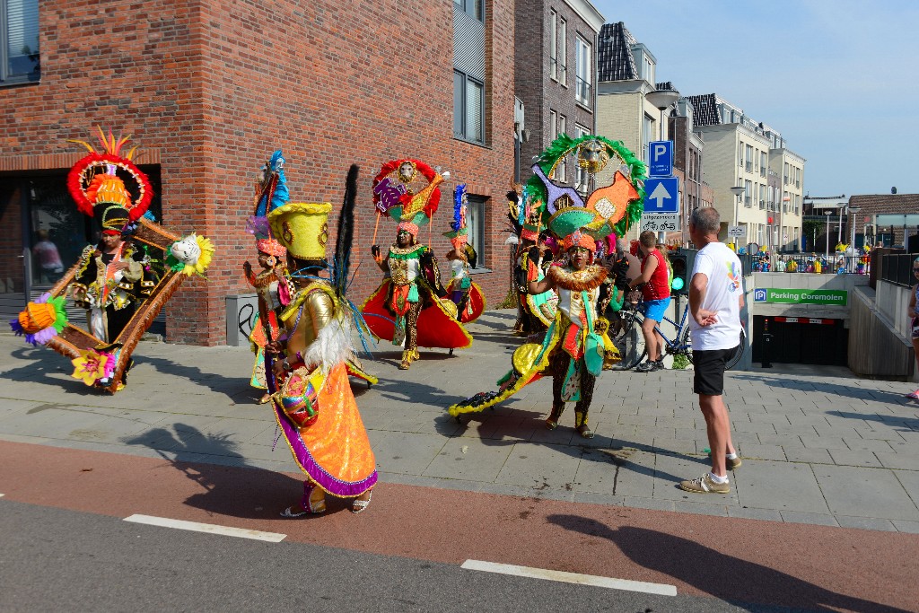 ../Images/Zomercarnaval Noordwijkerhout 2016 015.jpg